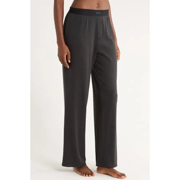SKIMS Stretch Cotton Rib Pajama Pants in Soot Black Size Large - Picture 9 of 9